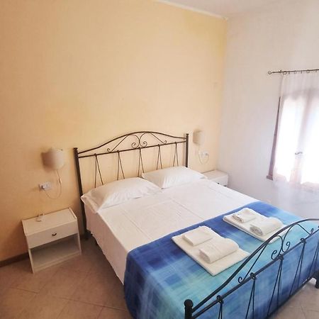 La Baia Apartments Sa Rocca Tunda エクステリア 写真